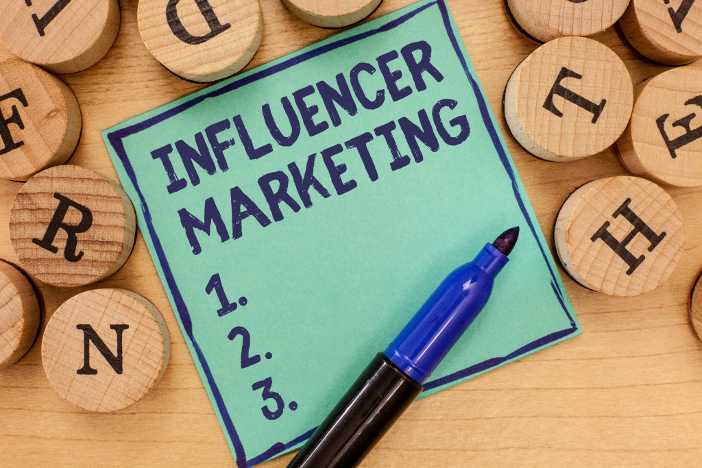 influencer marketing concept